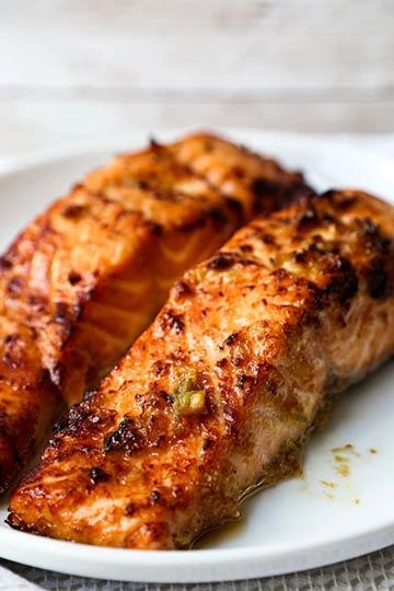 Vegas Heat Junkie Scotch Bonnet Hot Sauce with Grilled Salmon